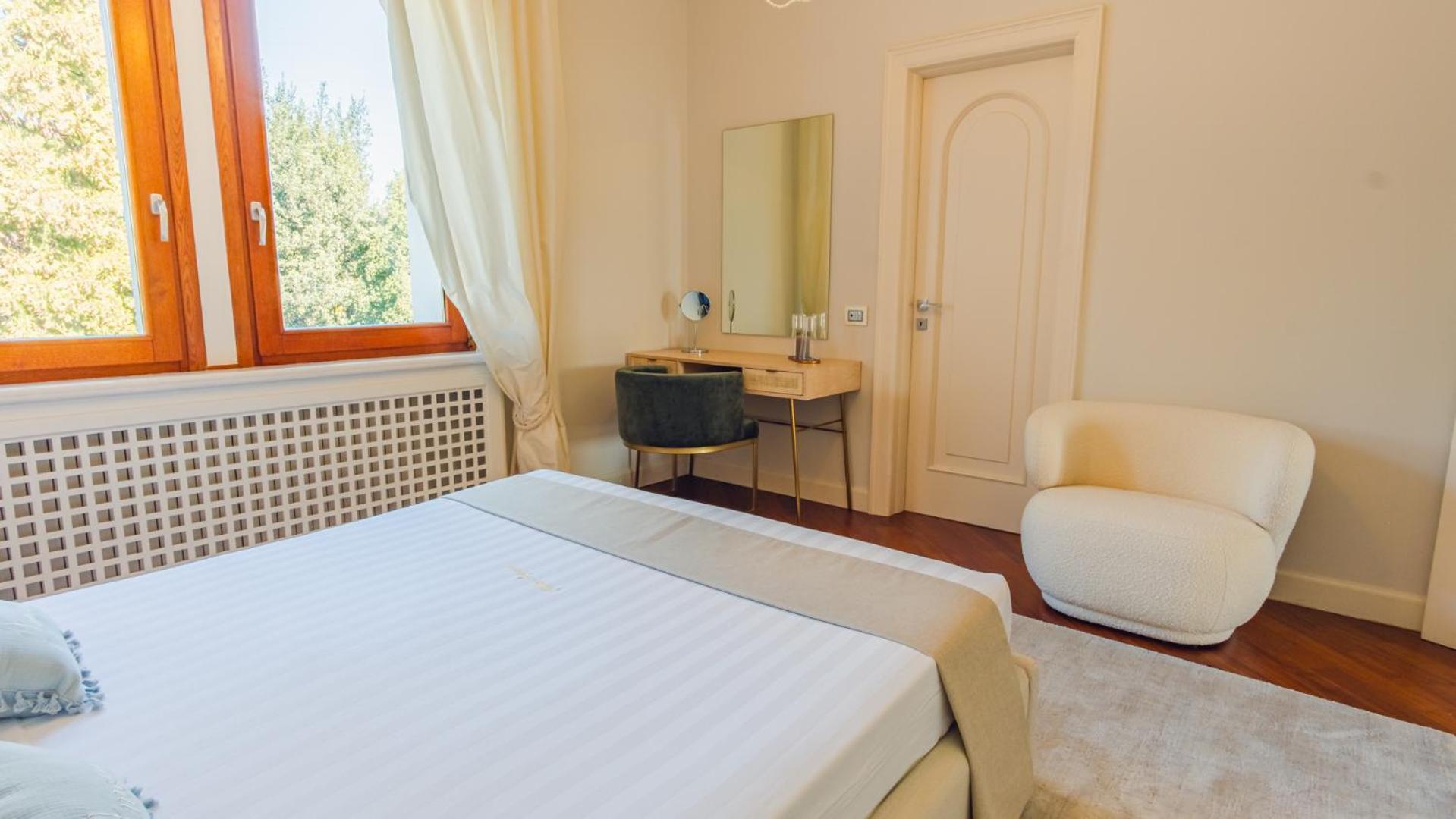 Villa Angela - Italian Homing Desenzano del Garda Bagian luar foto