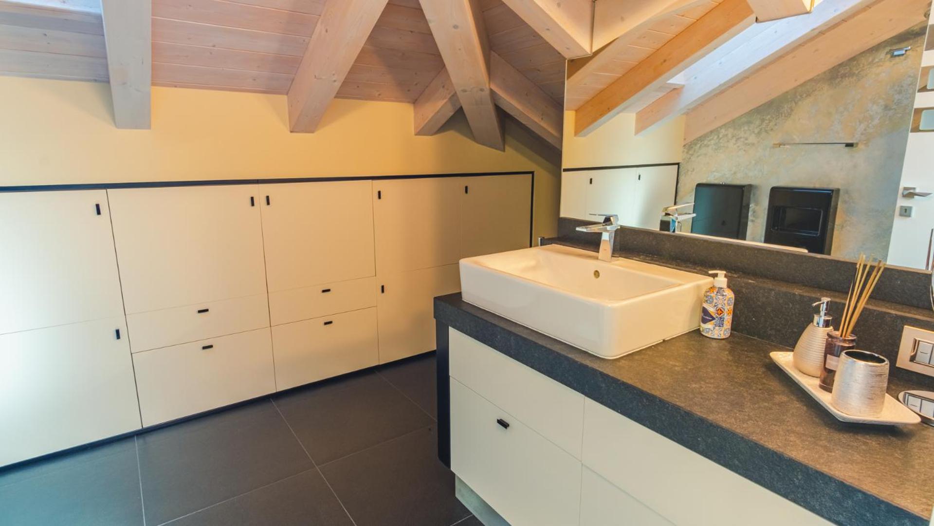 Villa Angela - Italian Homing Desenzano del Garda Bagian luar foto