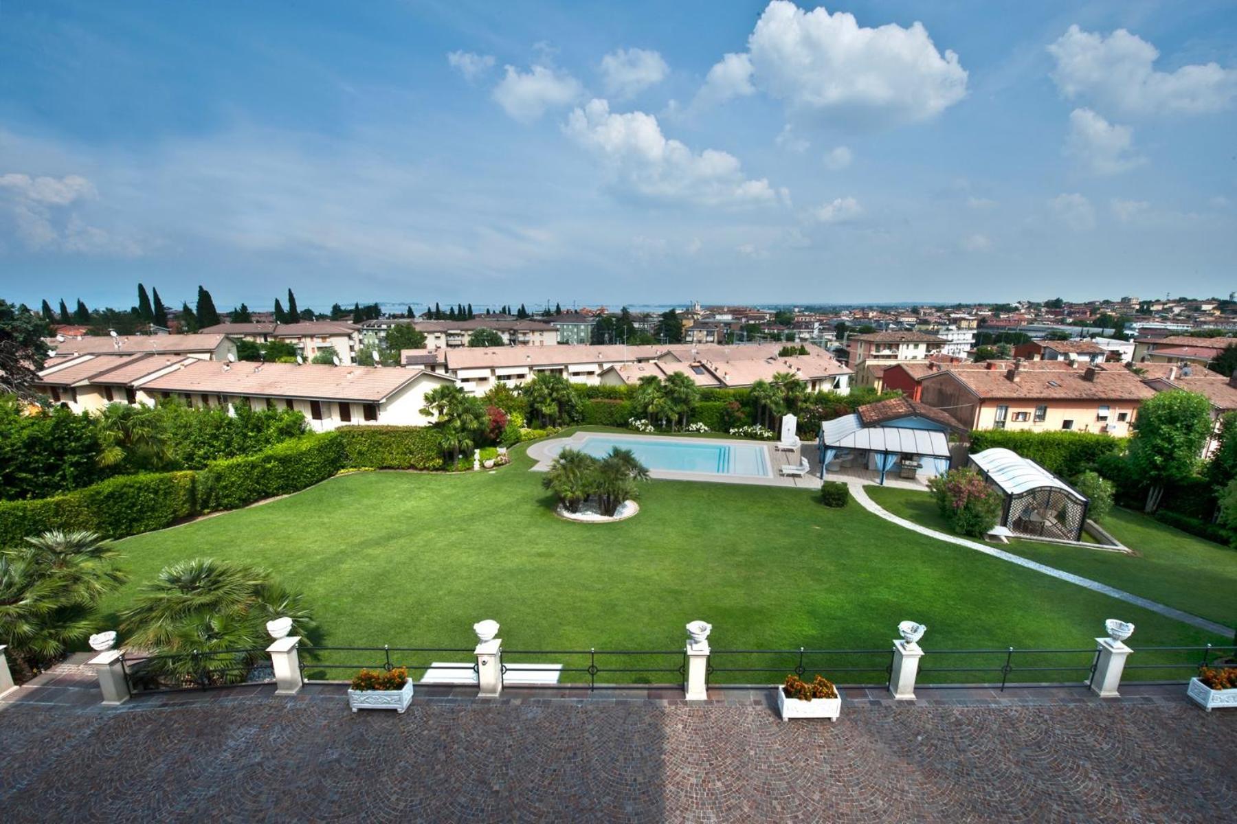 Villa Angela - Italian Homing Desenzano del Garda Bagian luar foto